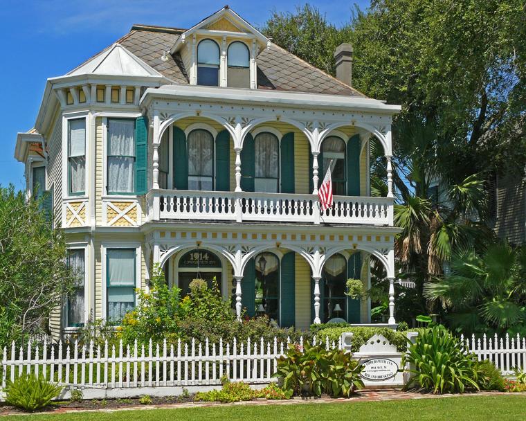 Coppersmith Inn Bed & Breakfast