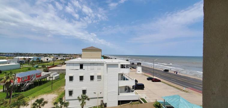 Holiday Inn Express & Suites Galveston West-Seawall