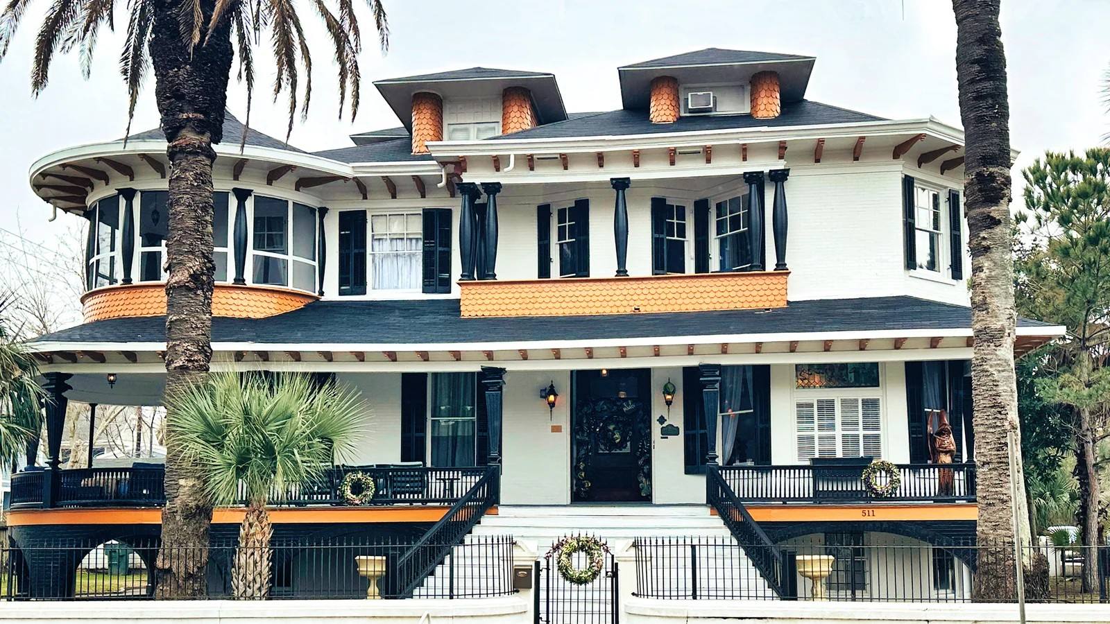 The Mansion on 17th
